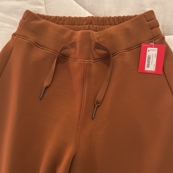 NWT SPANX AirEssentials Wide Leg Pants - Sz XS Tall (sold out online!) - Picture 6 of 8